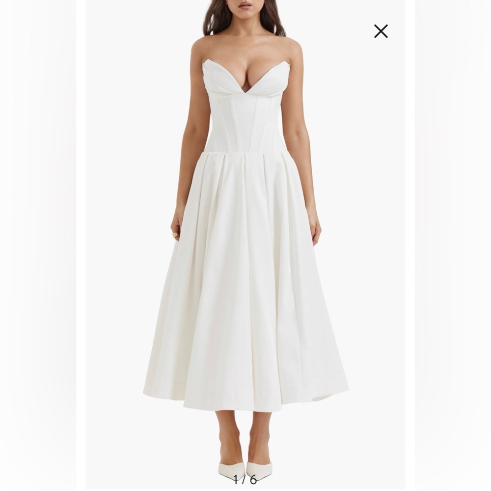 House of  CB Lady Dress - Size Small, Regular Cup!!